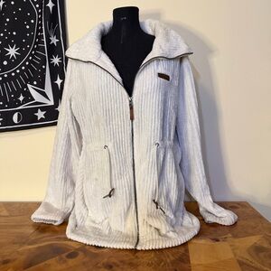 Columbia Women's Cream Plush Zip-Up Teddy Jacket